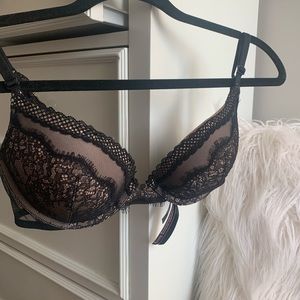 Victoria Secret ‘Very Sexy’ Push Up